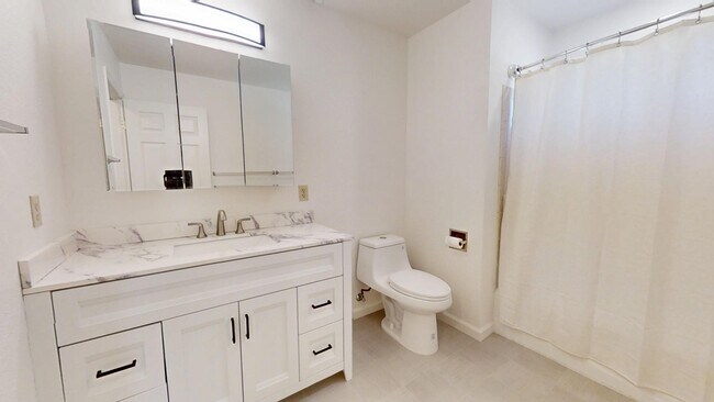 Building Photo - 1420 Slater Street