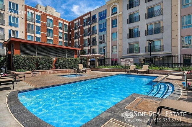 Building Photo - 450 J St