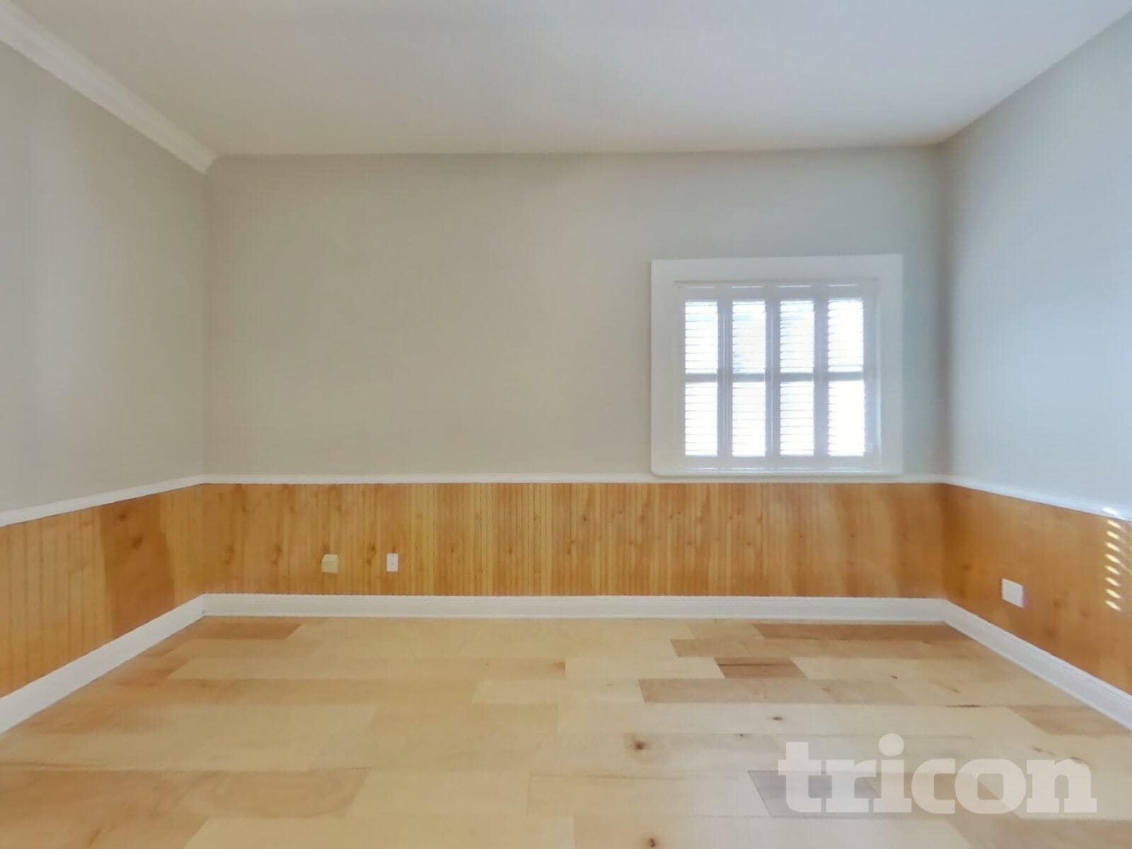 Building Photo - 1668 Woodland Dr