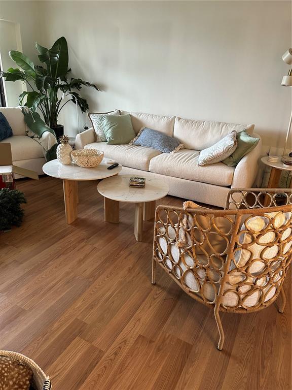 Building Photo - 9433 Harbor Greens Way