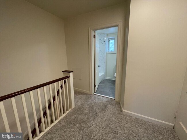 Building Photo - 1315 S Howard St