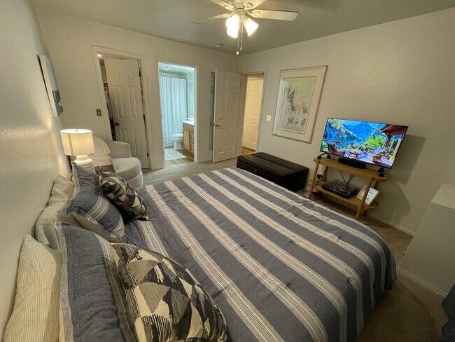 Building Photo - 601 Cabrillo Cir