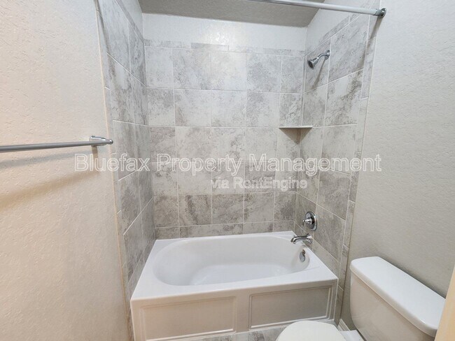 Building Photo - 13840 Tribeca
