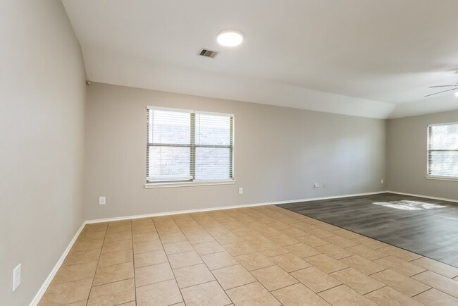 Building Photo - 19190 Shire Horse Blvd