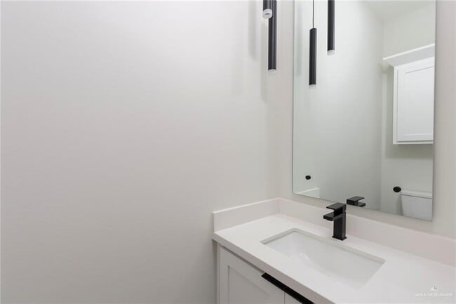 Building Photo - 37 N 24th St