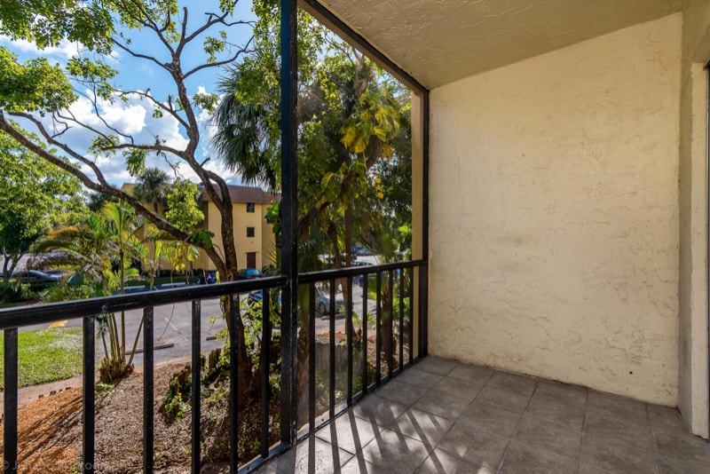 Building Photo - 450 NW 20th St