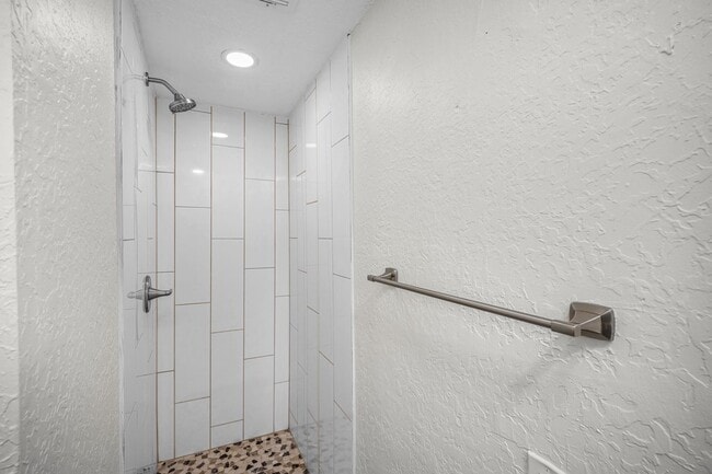 Building Photo - Remodeled Kitchen