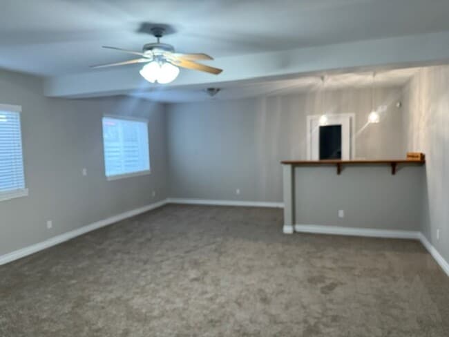 Building Photo - WELCOME HOME!