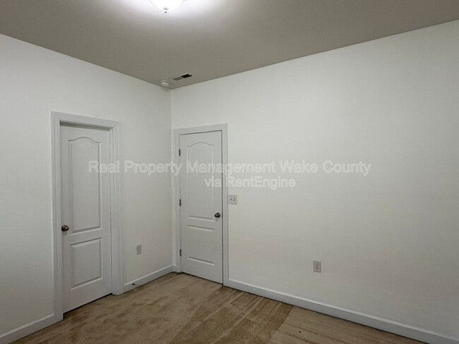 Building Photo - 441 Liberty Hill Pass