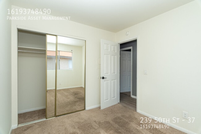 Building Photo - 239 50th St