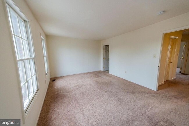 Building Photo - 5565 April Journey