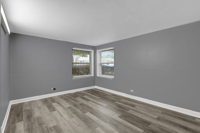 Building Photo - 3725 N Harlem Ave
