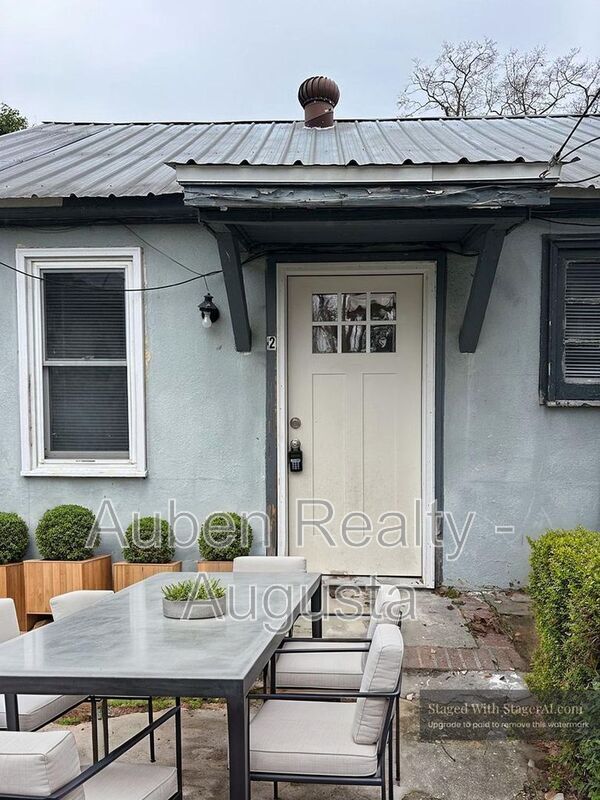 Primary Photo - 1712 Central Ave