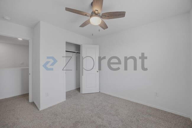 Building Photo - 5106 Blind Shot