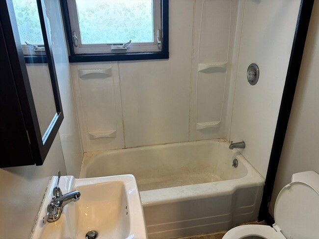 Building Photo - 1 Cheney St