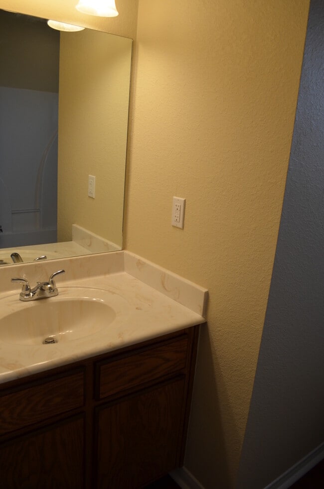 Building Photo - 1802 Tru Trail