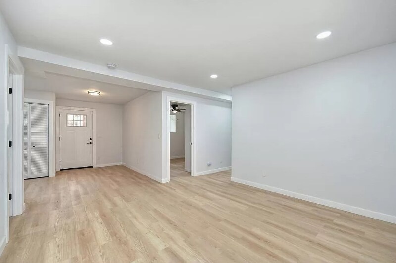 Building Photo - 1419 30th St