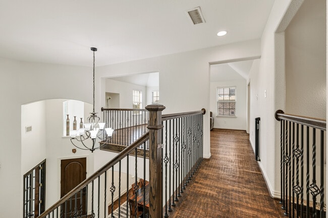 Building Photo - 7944 Cherry Springs Ct