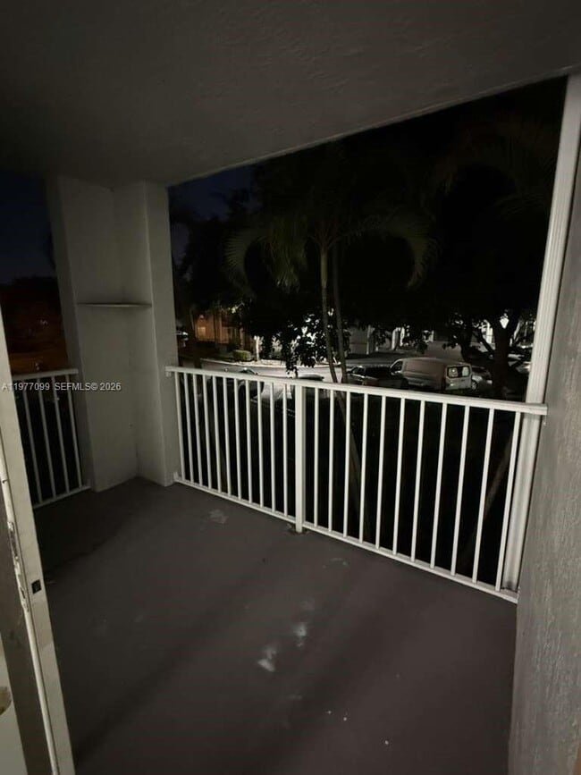 Building Photo - 677 SW 111th Ave