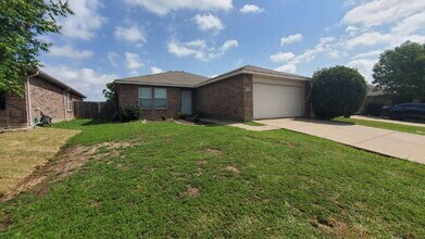Building Photo - Charming 3 bedroom, 2 bath, 1,354 sq.ft. h...