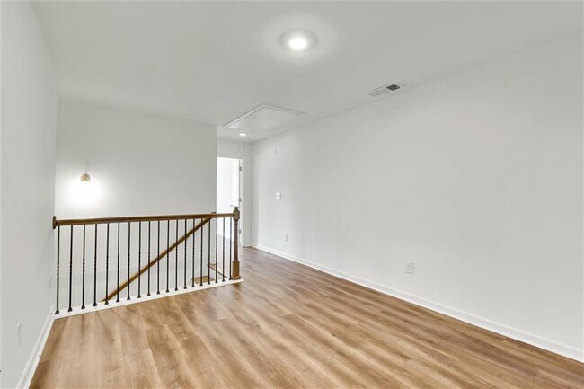 Building Photo - 5312 Brooklands Dr