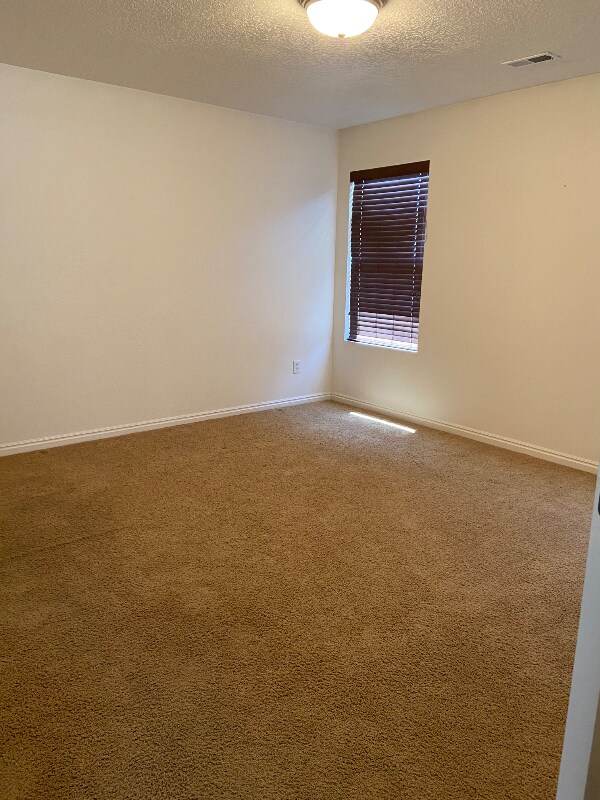 Building Photo - 1349 2910 N