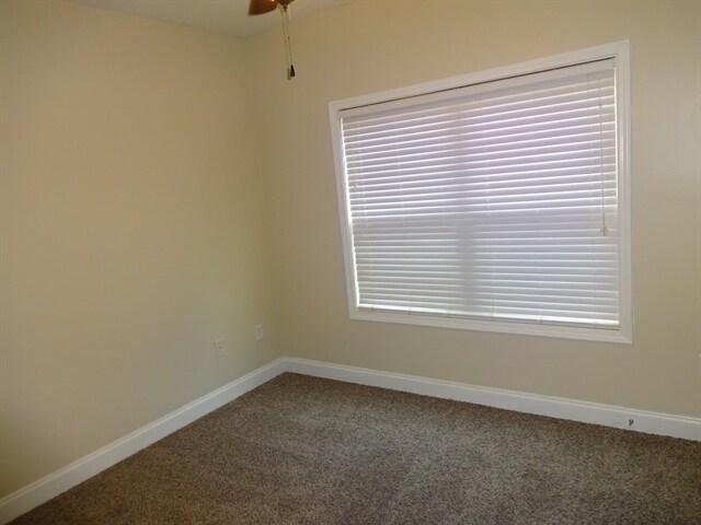 Building Photo - 5189 Calgary Dr