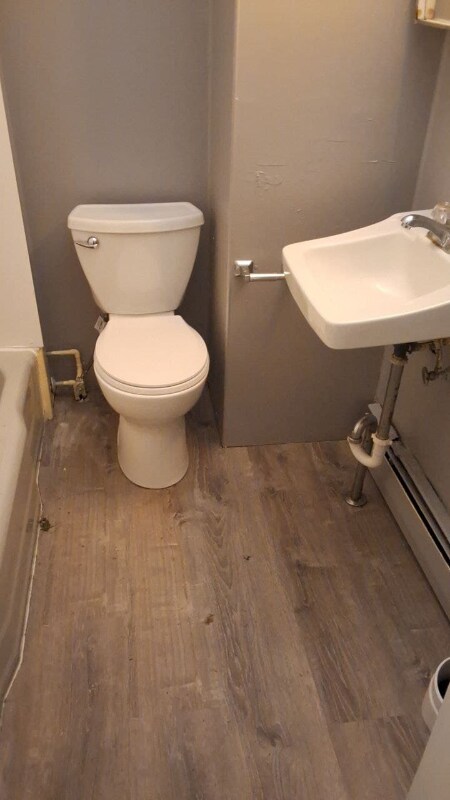 Building Photo - 4 Brewster Ln