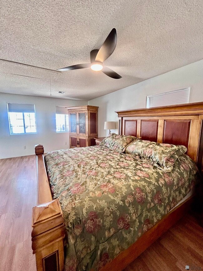 Building Photo - 13407 E 55th St