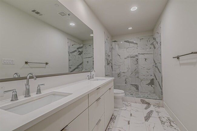 Building Photo - 2707 Kimsey Dr