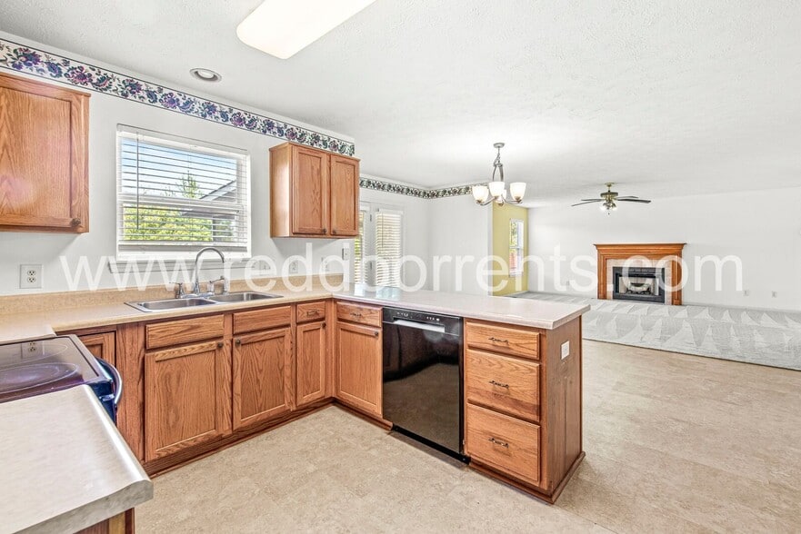 Building Photo - 6514 Tanfield Ct