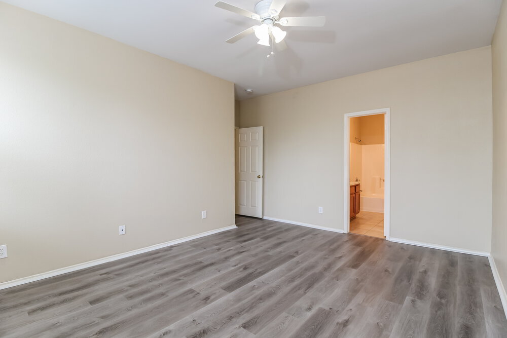 Building Photo - 2321 Wildwood Ln