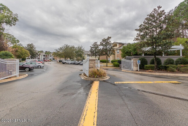 Building Photo - 7920 MERRILL Rd