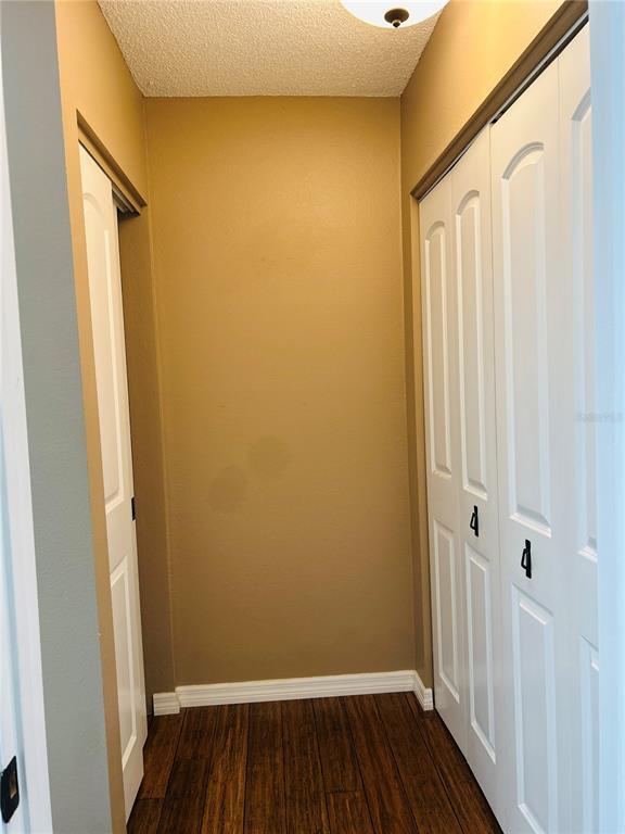 Building Photo - 2915 Pine Cone Cir