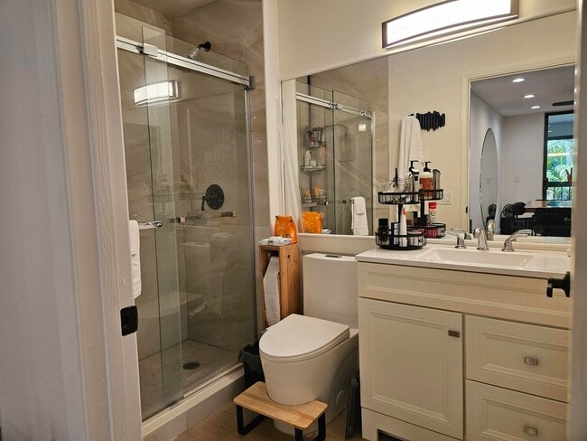 Building Photo - 7976 La Mirada Dr