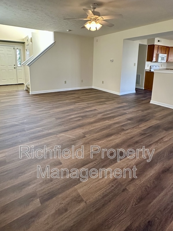 Building Photo - 11212 Pegasus Dr