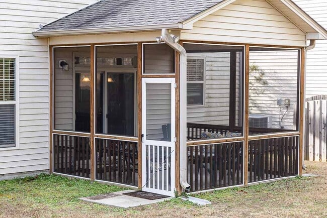 Building Photo - 4105 Collamer Drive