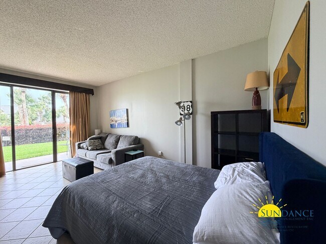 Building Photo - Fully Furnished Condo Unit in Fort Walton Beach!