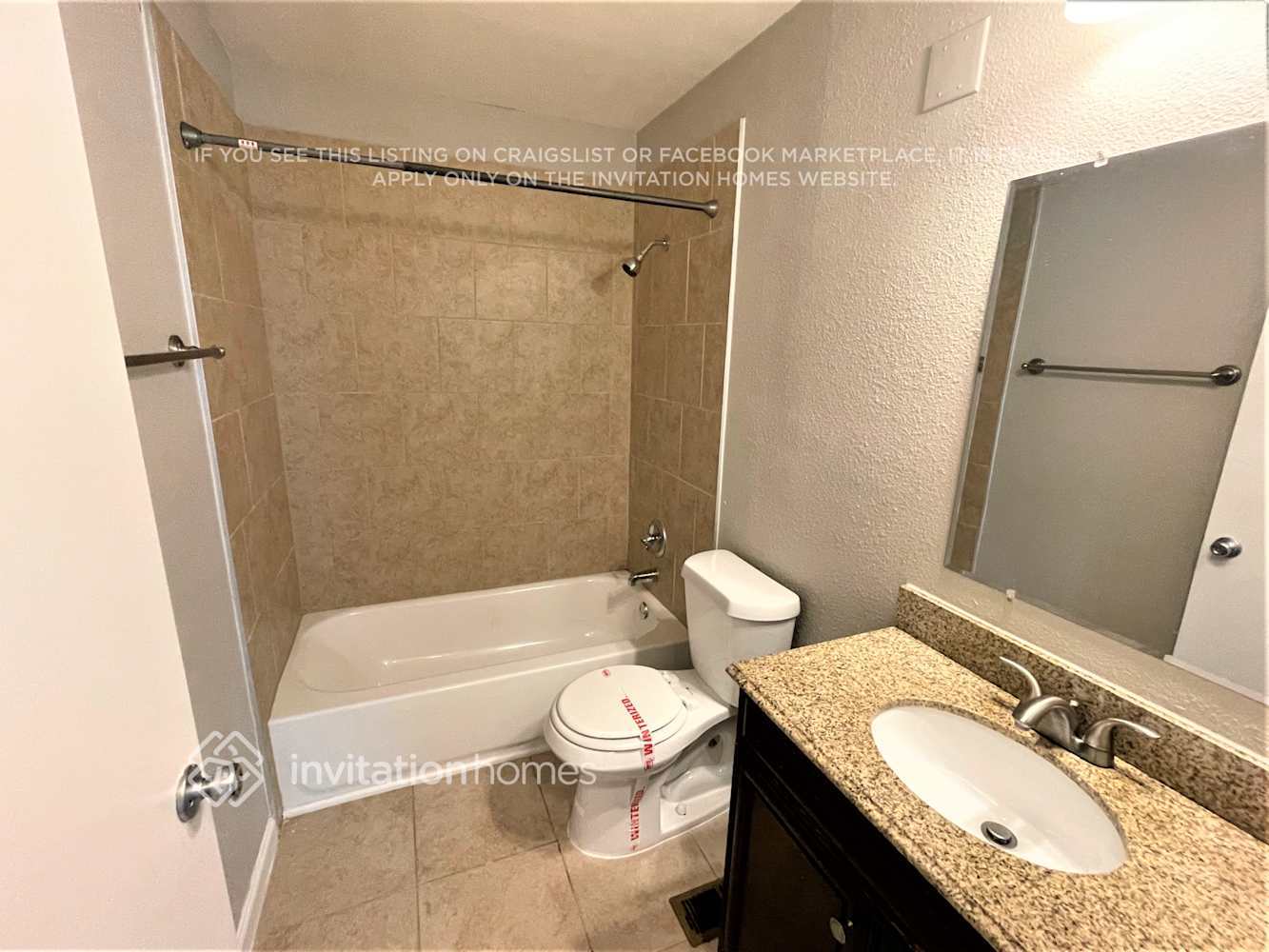 Building Photo - 4534 S Quintero St