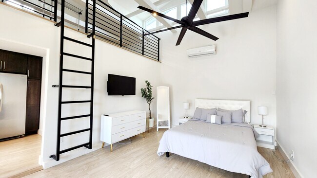 Building Photo - 2635 Dalemead St