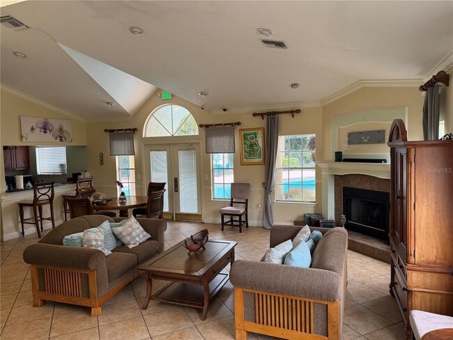 Building Photo - 425 Fountainhead Cir