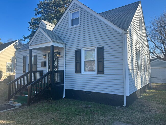 Primary Photo - 954 14th St