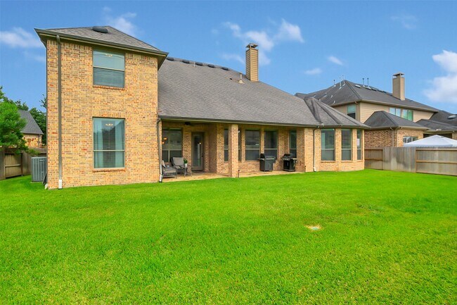 Building Photo - 2810 Red Maple Dr