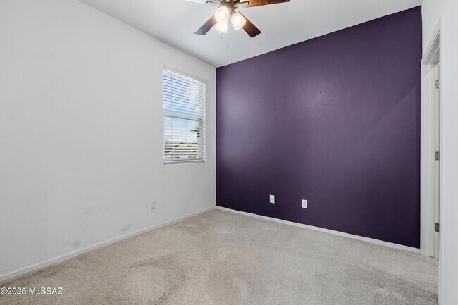 Building Photo - 12366 N Cervelli Ave
