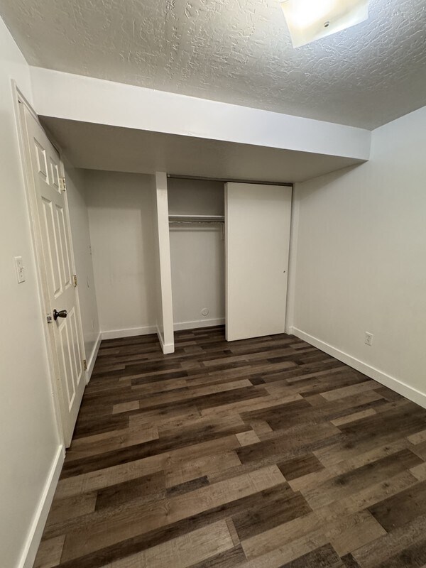 Building Photo - 1605 Franke Cir