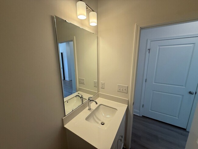 Building Photo - Brand New Townhome in the heart of Ballant...