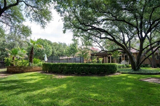 Building Photo - 10506 D-K Ranch Rd