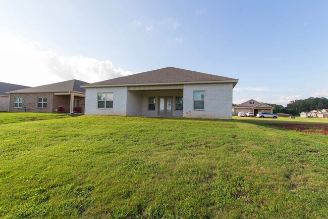 Building Photo - 28346 Saddle Spgs Dr NW