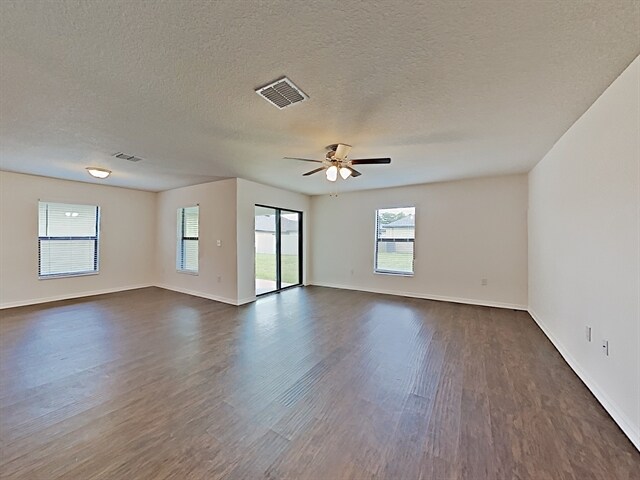 Building Photo - 1114 Brenton Leaf Dr