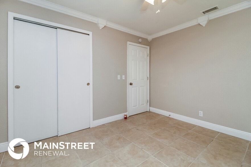 Building Photo - 759 Baywood Cir